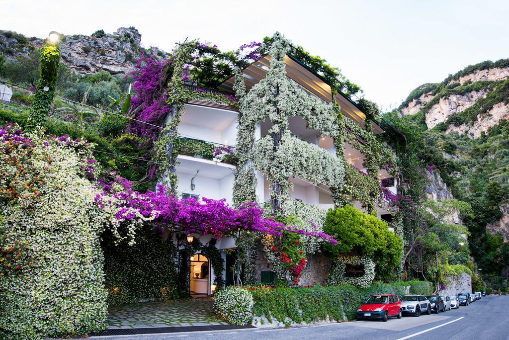 Hotel Pellegrino Праяно Екстериор снимка