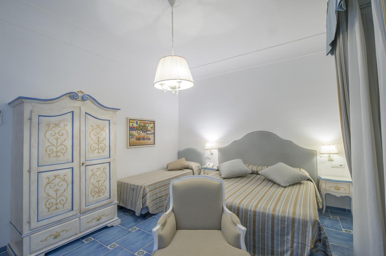 Hotel Pellegrino Праяно Екстериор снимка
